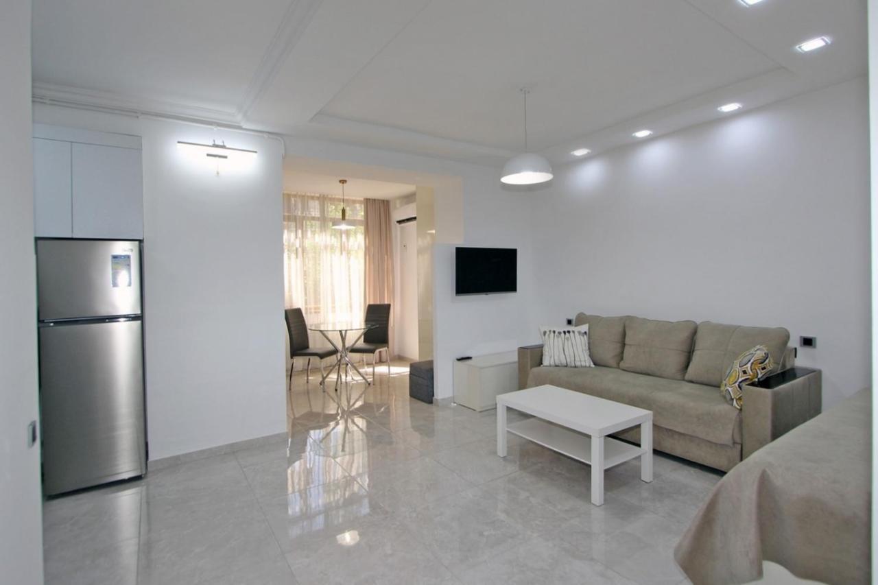 Appartment Lux, 2 Bedroom Jerevan Eksteriør bilde